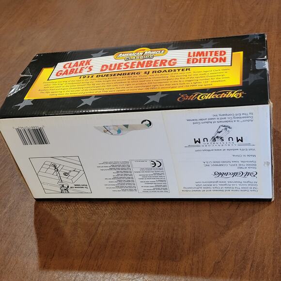 Clark Gables's American Muscle Classics 1935 Duesenberg Roadster Silver/Red - Picture 10 of 12